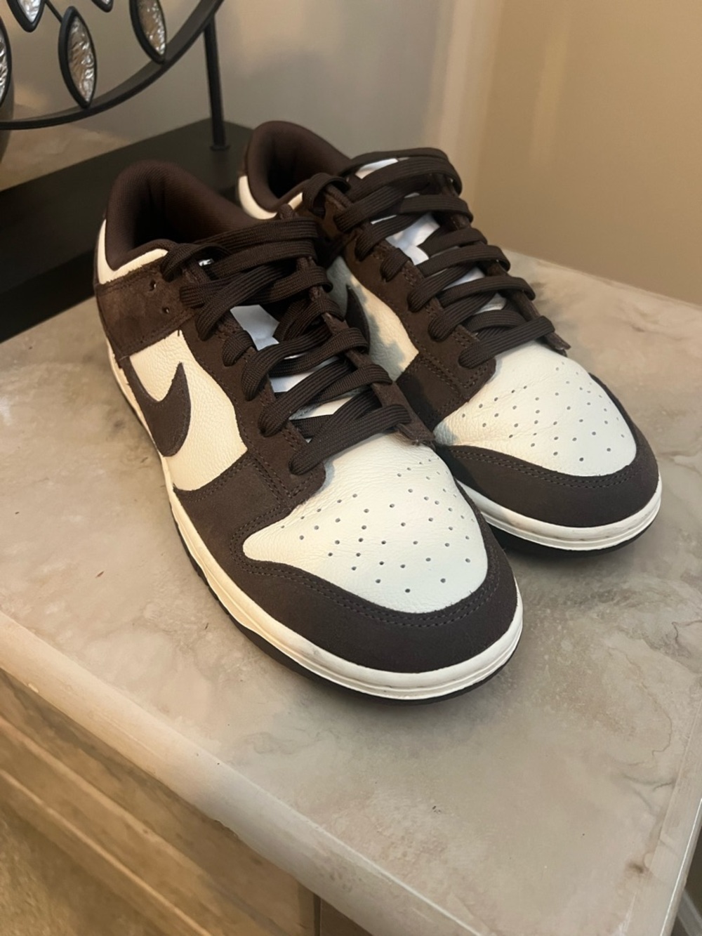 Nike Men’s Low-Top Sneakers in White and Brown